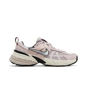 *NEW* WOMEN NIKE V2K RUN VINTAGE PLATINUM VIOLET/CHROME (FN6703 001) SIZE US 7